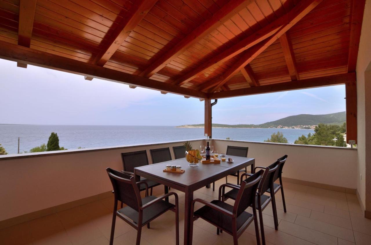 Apartments Villa Sofia Martinšćica Eksteriør billede
