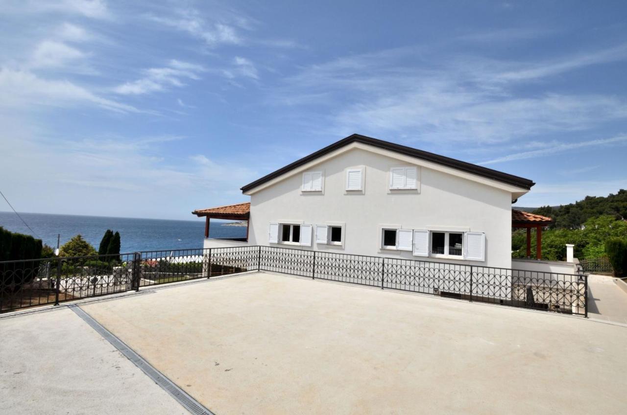 Apartments Villa Sofia Martinšćica Eksteriør billede