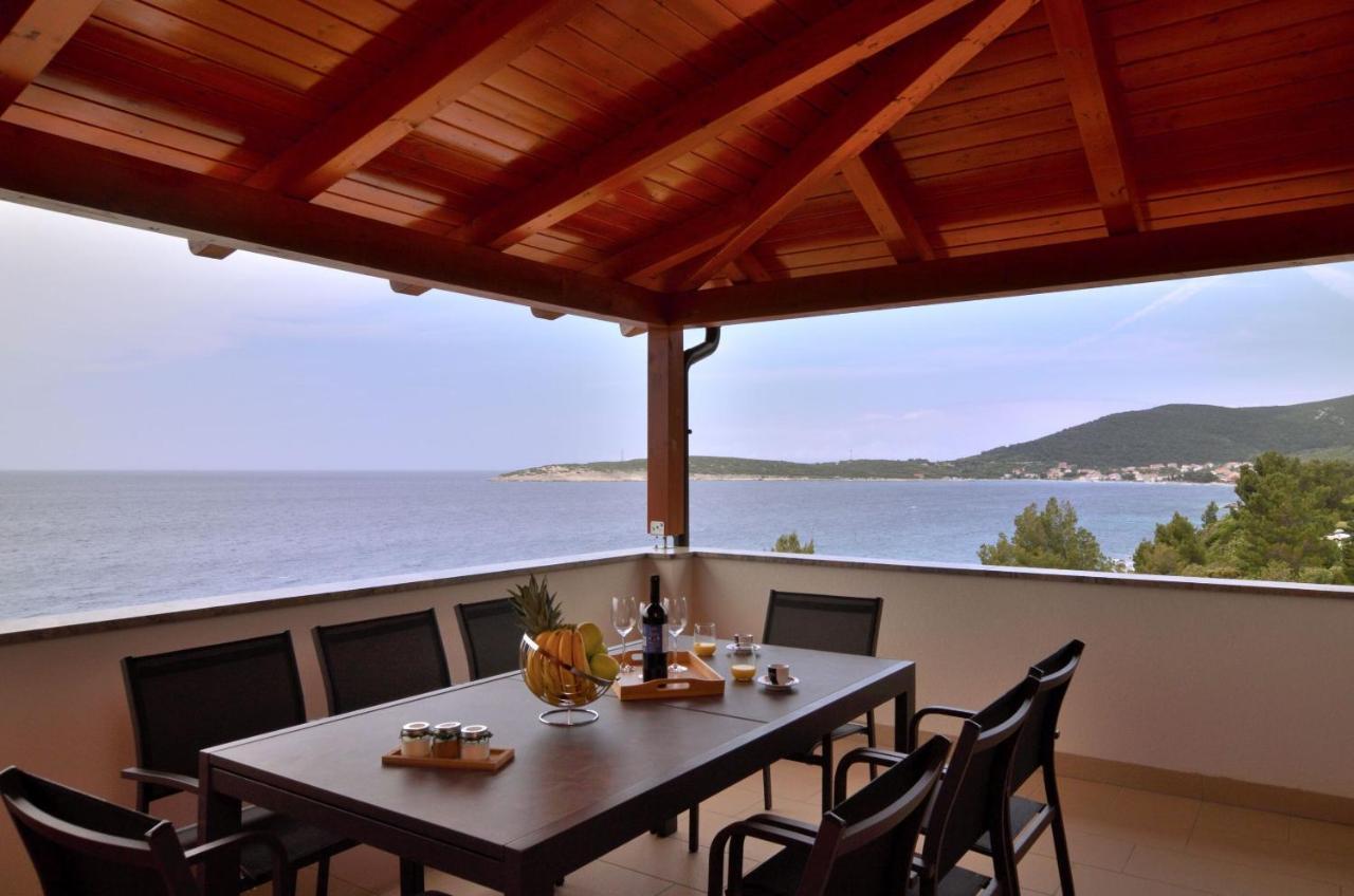 Apartments Villa Sofia Martinšćica Eksteriør billede