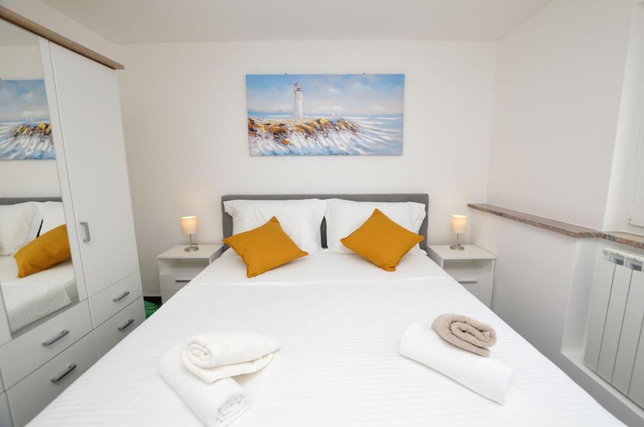 Apartments Villa Sofia Martinšćica Eksteriør billede
