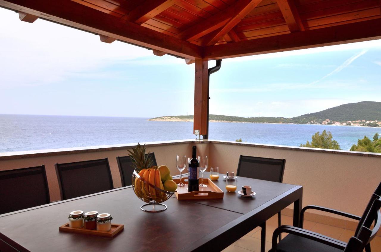Apartments Villa Sofia Martinšćica Eksteriør billede