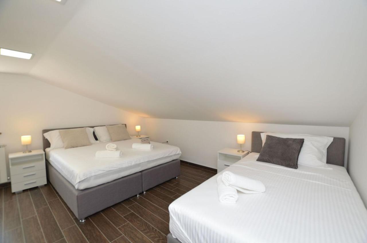 Apartments Villa Sofia Martinšćica Eksteriør billede