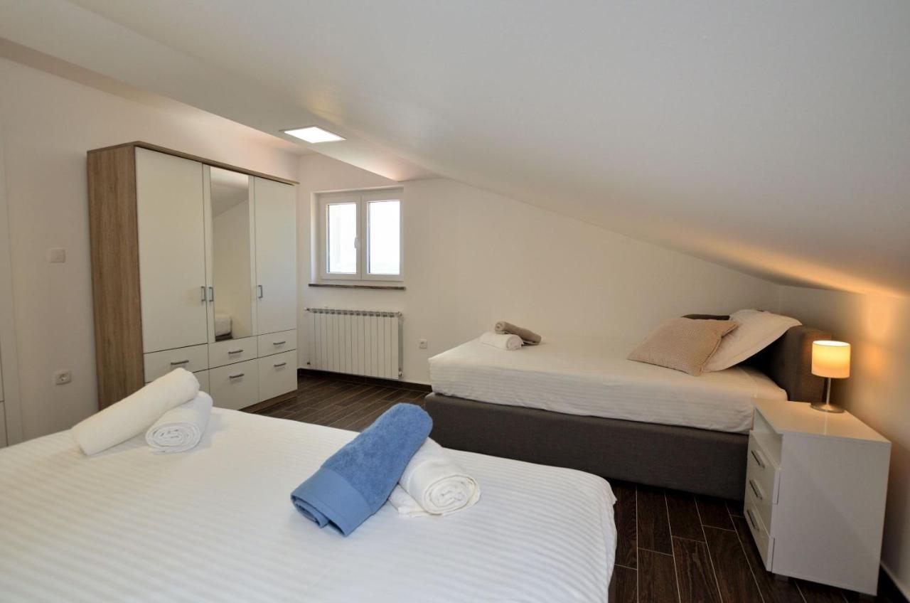 Apartments Villa Sofia Martinšćica Eksteriør billede