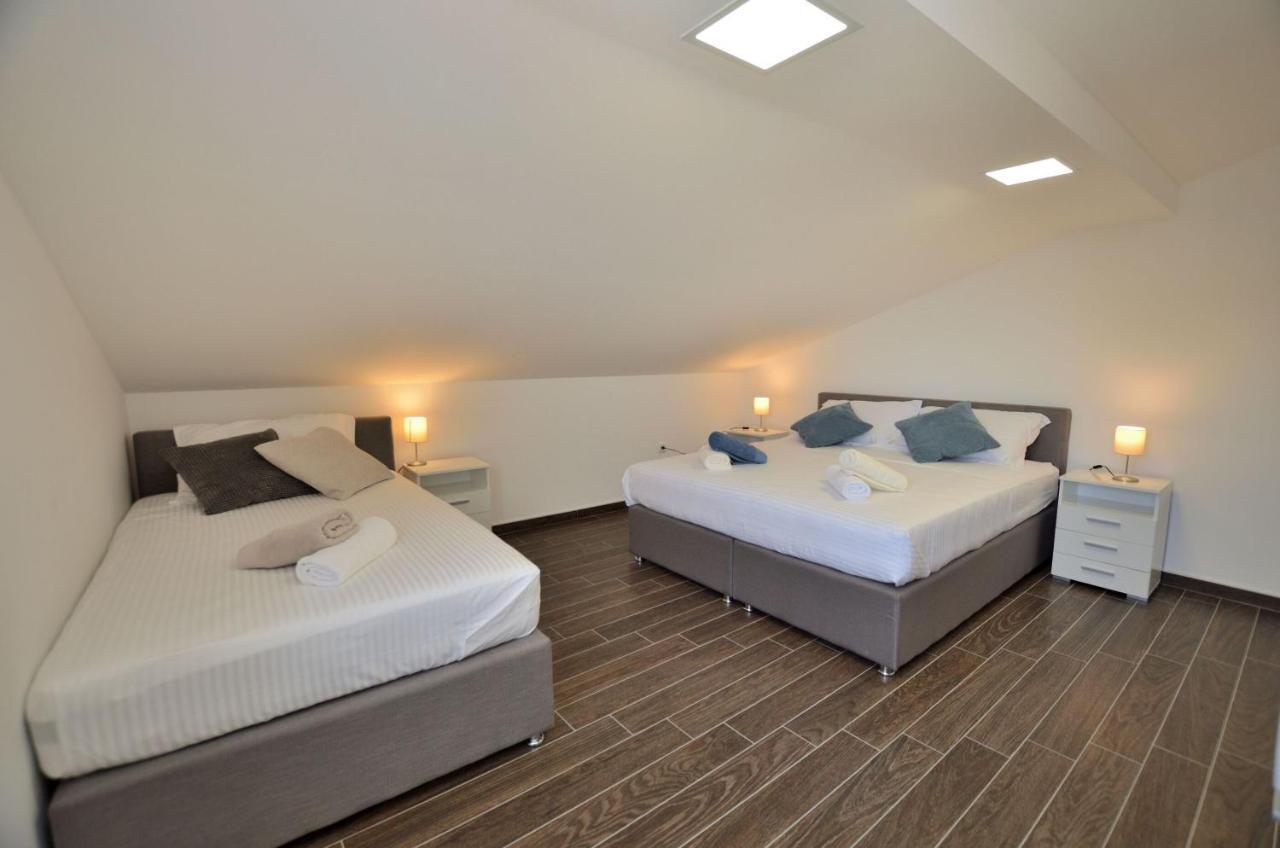 Apartments Villa Sofia Martinšćica Eksteriør billede