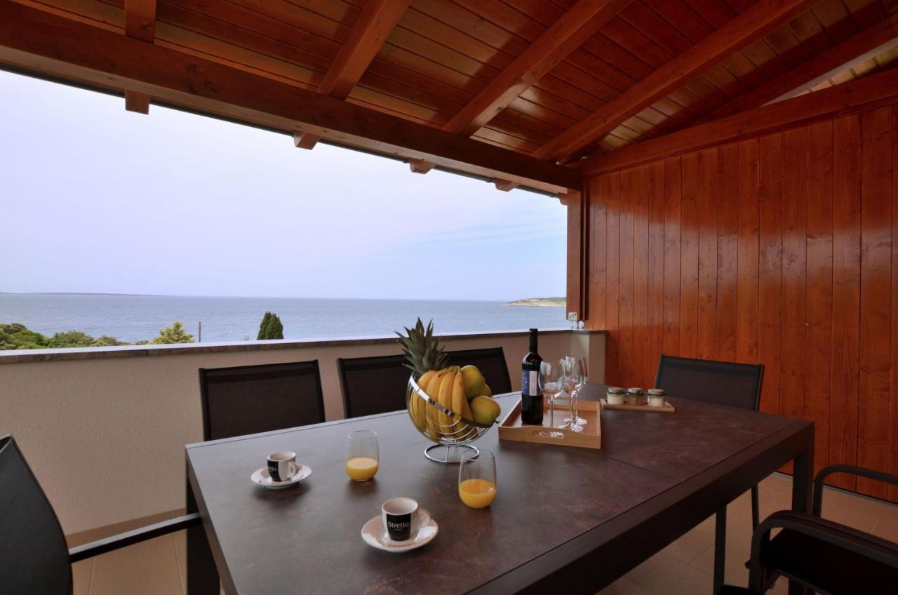 Apartments Villa Sofia Martinšćica Eksteriør billede