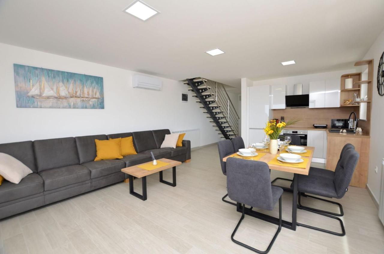 Apartments Villa Sofia Martinšćica Eksteriør billede